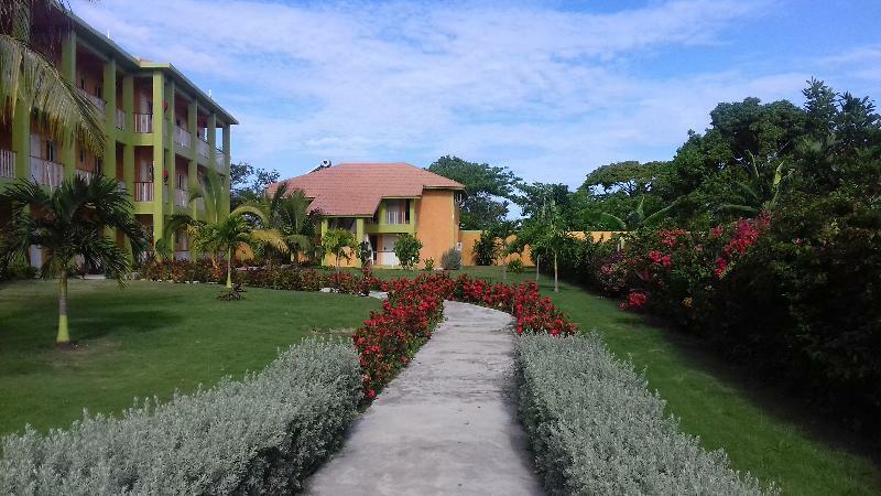 Oasis Resort Negril Bagian luar foto